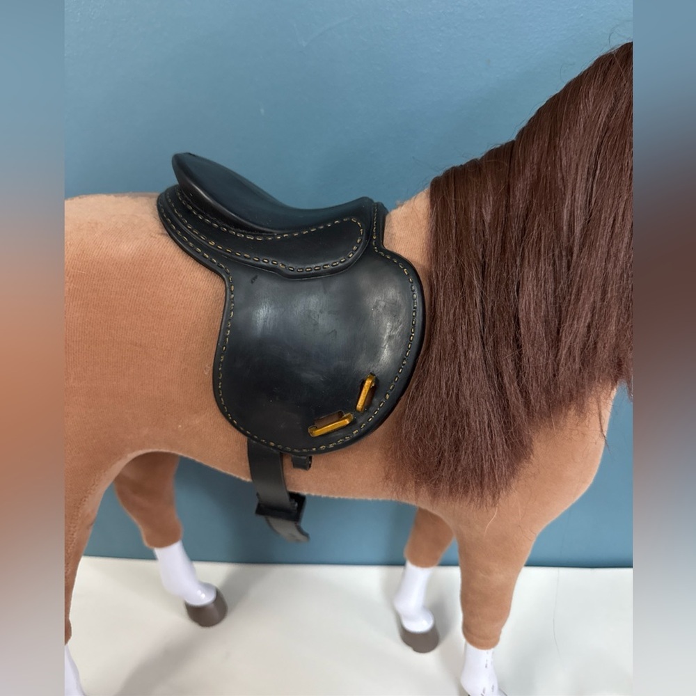 American Girl 18” chestnut Horse retired 2018 Saddle(x2) bridle and fence panels - Picture 5 of 16